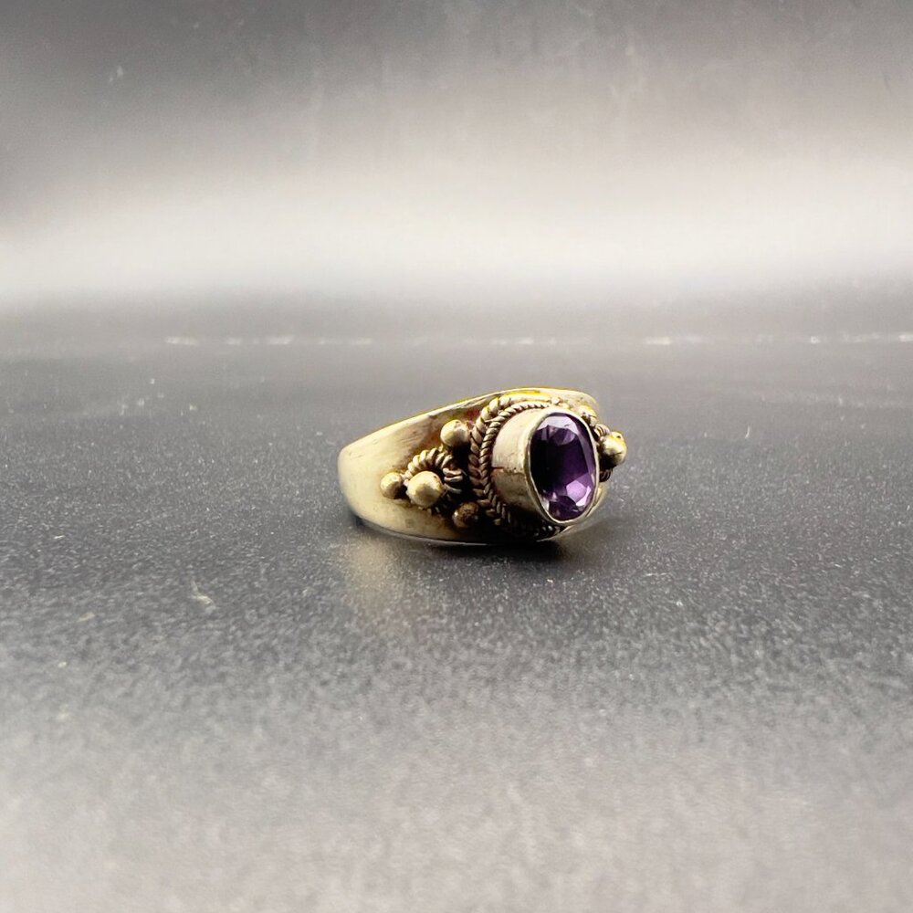 Antique Sterling SIlver Amethyst Ring 7.5 - Picture 2 of 13